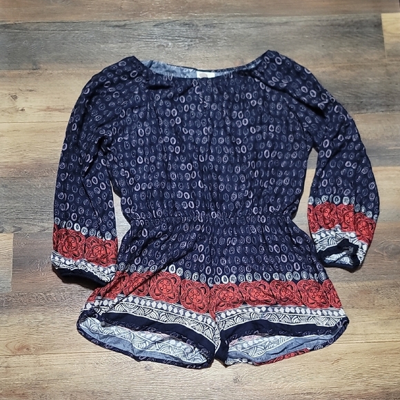 Anthropologie Lilka Navy and Red Patterned Romper - Picture 1 of 9